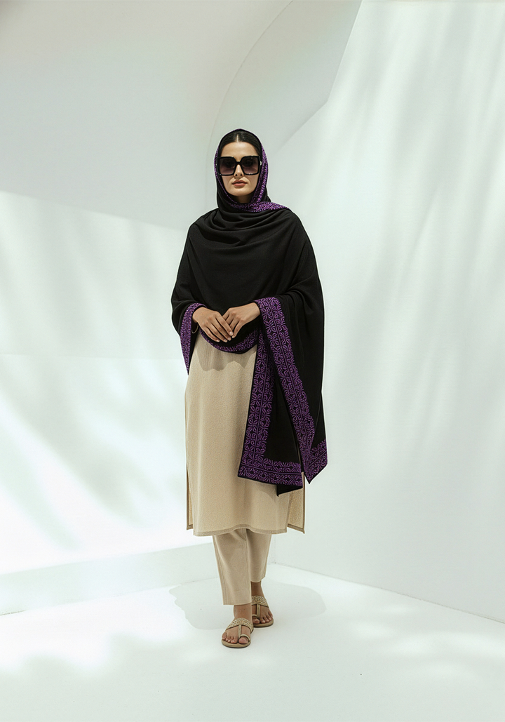 Primrose Black Chadar