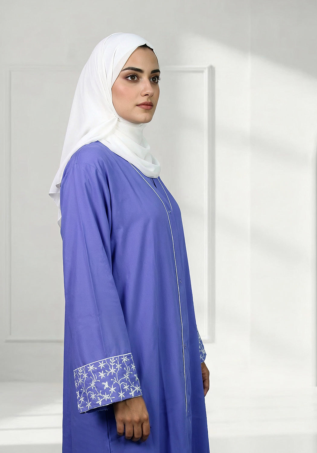Ferozi Sleeves Embroidery Abaya