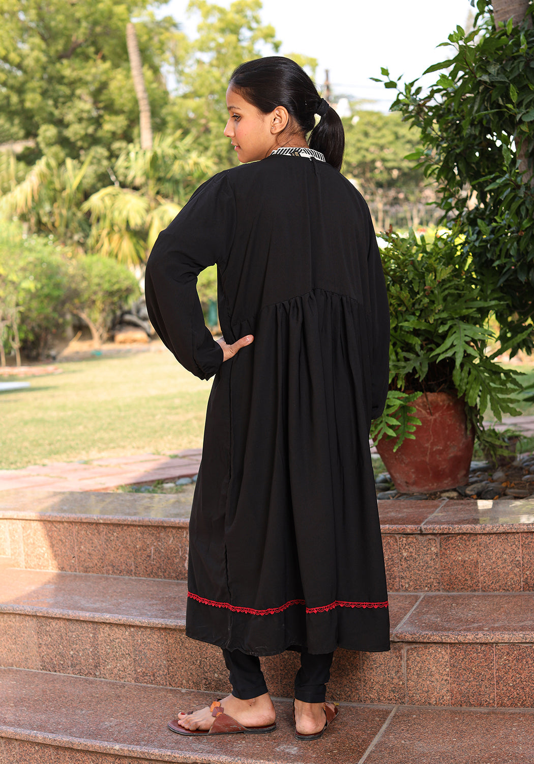 Kids Front Closed Black Red Less Abaya